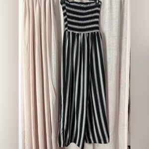 Ladies large strapless jumper stripes black and white